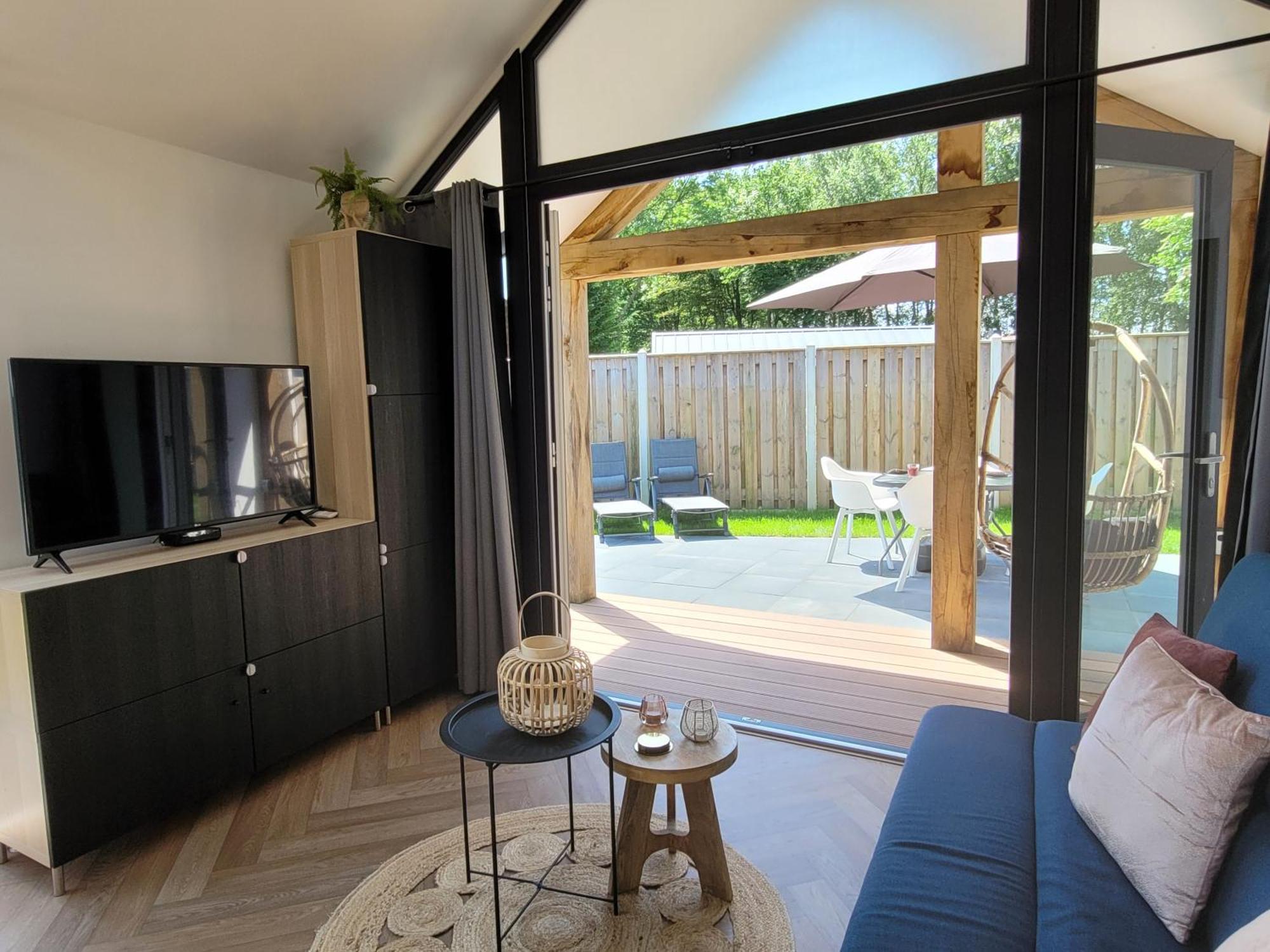 Tiny Zen House In With Private Sauna, Airco, Outdoor Swimming Pool, Wifi And 2 Bedrooms *