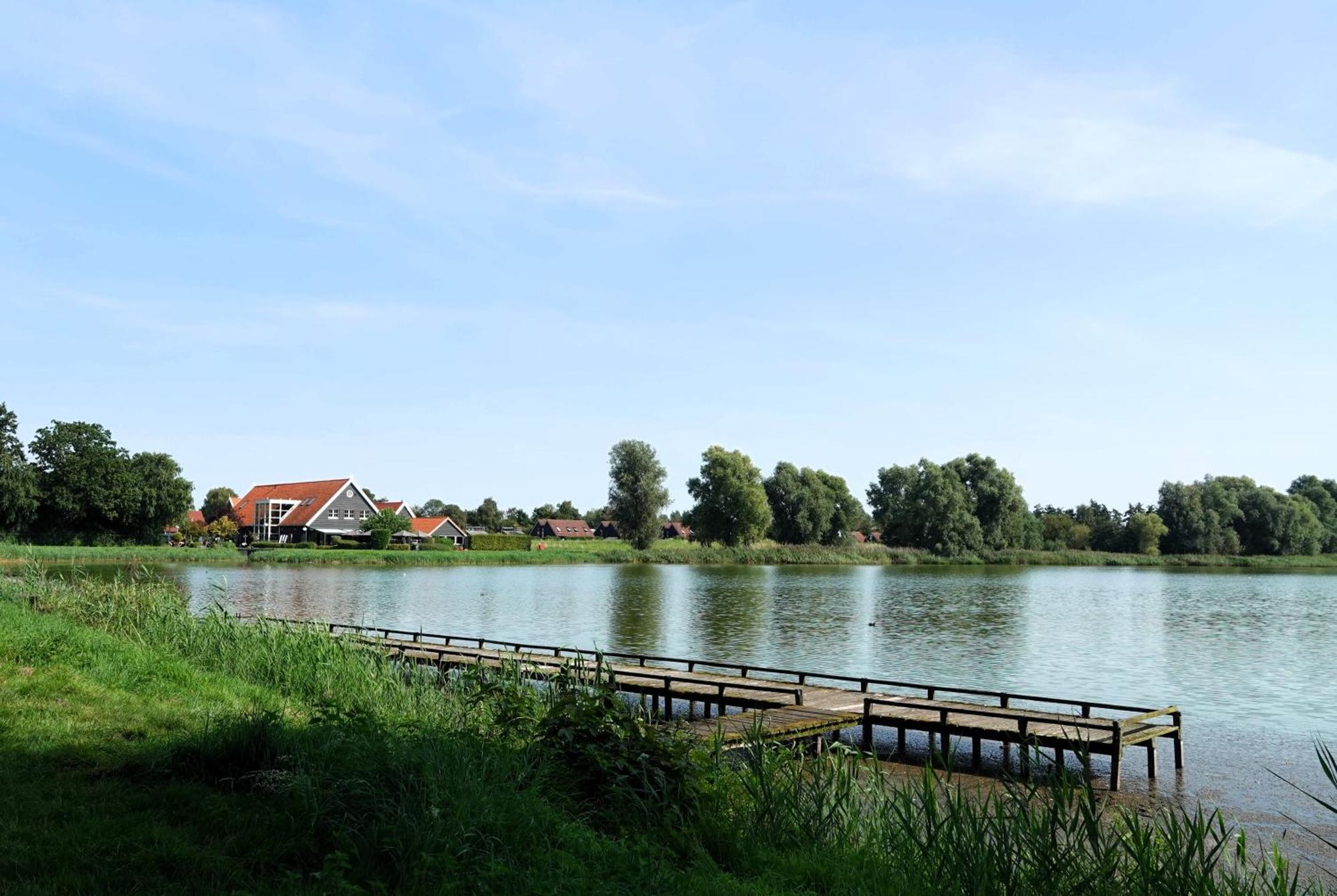 Tiny Zen House In With Private Sauna, Airco, Outdoor Swimming Pool, Wifi And 2 Bedrooms Chalet Heinkenszand