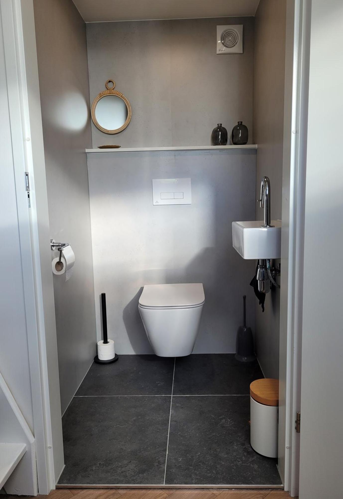 Chalet Tiny Zen House In With Private Sauna, Airco, Outdoor Swimming Pool, Wifi And 2 Bedrooms