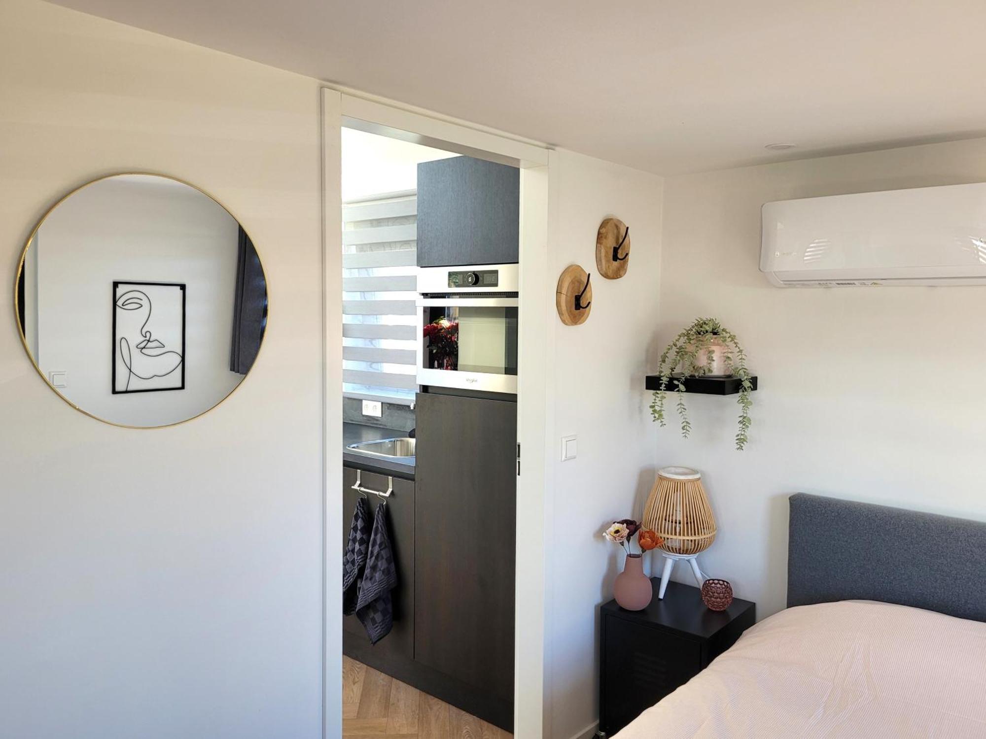 Tiny Zen House In With Private Sauna, Airco, Outdoor Swimming Pool, Wifi And 2 Bedrooms